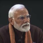 बच्चों की उपलब्धि को अपना विजिटिंग कार्ड ना बनाएं मां बाप : मोदी