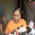 पूर्व मुख्यमंत्री और बीजेपी की फायर ब्रांड नेता उमा भारती पहुँची ग्वालियर  सपा सुप्रीमो अखिलेश यादव पर उमा भारती ने साधा निशाना