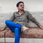 पत्थर से कुचलकर युवक की हत्या
