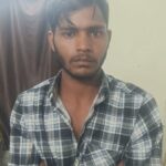 ग्वालियर शहर की थाटीपुर पुलिस ने यमुनानगर स्थित वीवीएम कॉलेज के गोपाल भार्गव की शिकायत पर कर्मवीर तोमर नामक युवक को गिरफ्तार किया