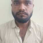 ग्वालियर शराब पीने के लिए 200 रुपए न देने पर एक युवक को गोली मार देने वाले 5 हजार रुपए के इनामी आरोपी को पुलिस ने गिरफ्तार किया