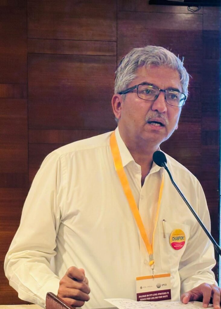 ग्वालियर#संभागायुक्त की डीपी लगाकर ठग ने कर्मचारियों को ठगने की कोशिश मांगे पैसे