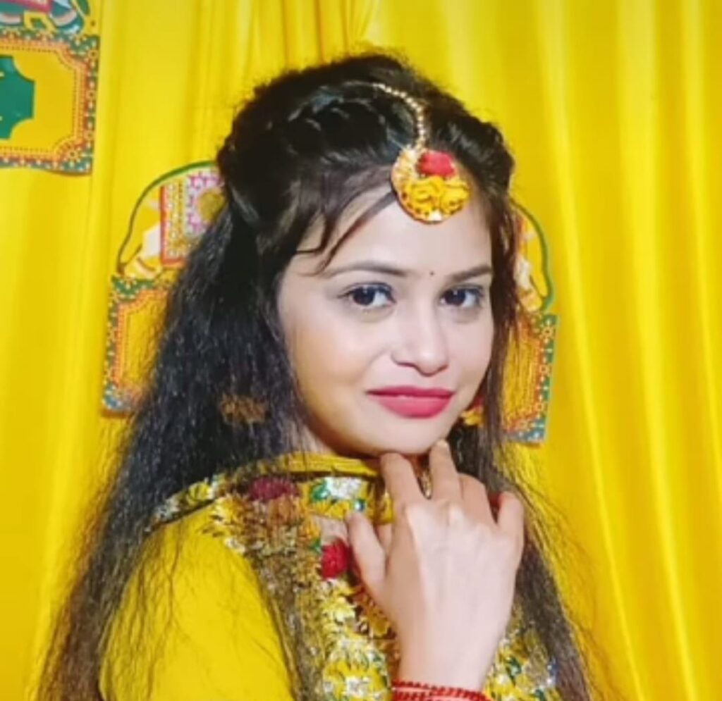 धौलपुर के केंद्रीय विद्यालय की महिला अकाउंटेंट ने ग्वालियर में फांसी लगाकर सुसाइड कर लिया